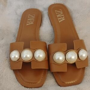 Zara Tan Leather Sandals Modern Minimalist Design